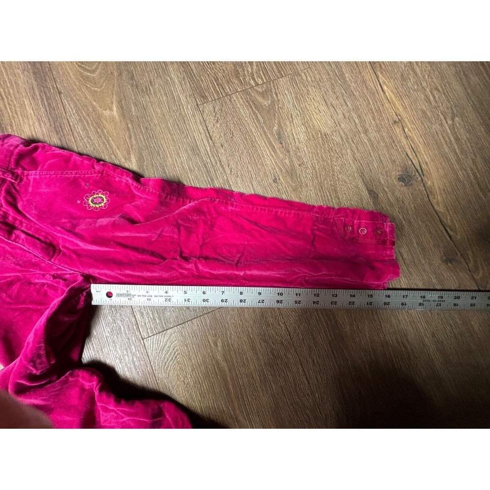 Oshkosh Kid's Velveteen Cordless Cordoroy Embroidered Pants, 20x16, tagged 4t - Picture 5 of 11